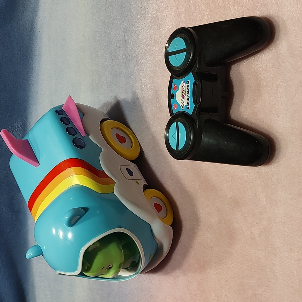 Care Bears Cloud Seeker Remote Control Toy - Lucky Driving
